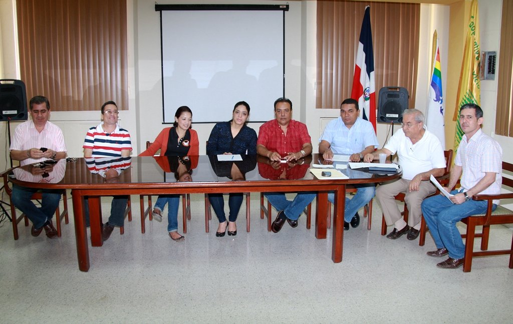 Directivos de  ASONAPROP Y APROHUEVOS